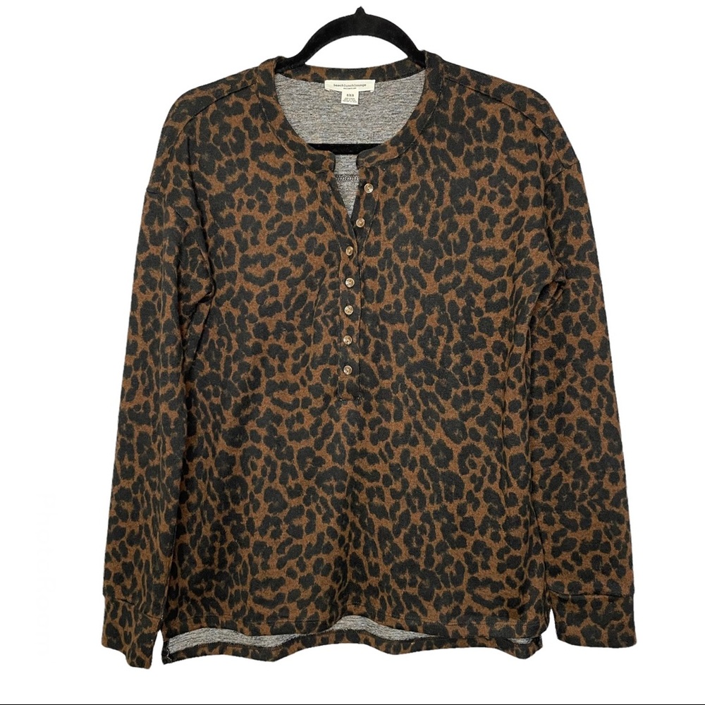 Beach Lunch Lounge Cheetah Animal Print Long Sleeve Top